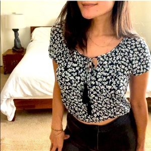 HONEY PUNCH Floral Crop Top S19-20